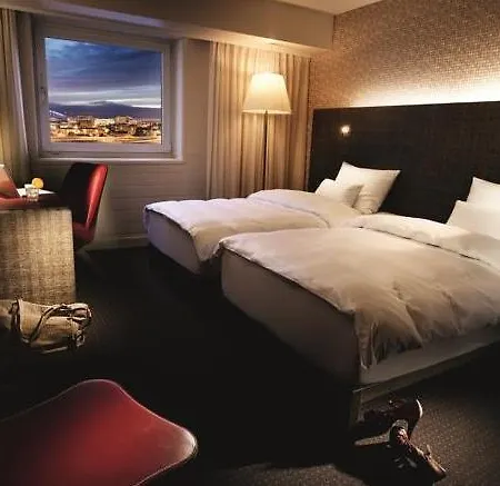 Pentahotel Hotel