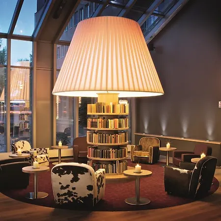 Pentahotel 4*